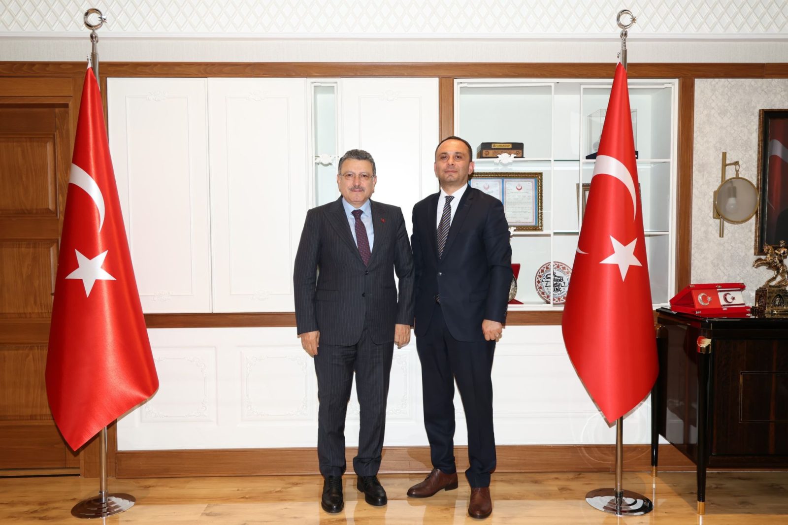 TRABZON BÜYÜKŞEHİR BELEDİYE BAŞKANI SAYIN AHMET METİN GENÇ ZİYARETİ