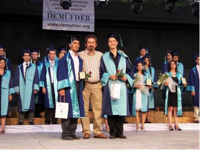 DEÜ MEZUNİYET TÖRENİ