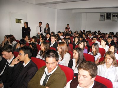 ÇANKAYA ANADOLU LİSESİNDE ELEKTRİK-ELEKTRONİK MÜHENDİSLİĞİ VE BİLGİSAYAR MÜHENDİSLİĞİ SUNUMLARI YAPILDI