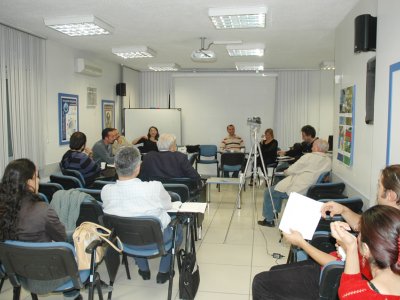 ÖZELLEŞTİRMENİN MÜHENDİS, MİMAR VE ŞEHİR PLANCILARI ÜZERİNDEKİ ETKİLERİ: EĞİTİM, SAĞLIK VE TARIM ALANLARINDAKİ ÖZELLEŞTİRMELER KONULU ATÖLYE ÇALIŞMASI YAPILDI