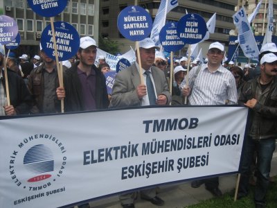 ON BİNLER TMMOB MİTİNGİ’NDE BULUŞTU