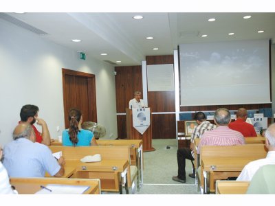 “MÜHENDİSLİK MESLEK ALANINDAKİ TAHRİBATLAR VE KANUN HÜKMÜNDE KARARNAMELER” KONULU PANEL DÜZENLENDİ
