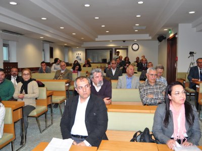 “TÜRKİYE’DE EĞİTİM SİSTEMİ VE EĞİTİMDE DÖNÜŞÜM” KONULU PANEL DÜZENLENDİ