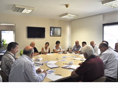 MESLEĞE HAZIRLIK SEMİNERLERİ EĞİTMENLER TOPLANTISI YAPILDI