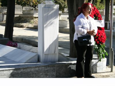 ORD. PROF. BEDRİ KARAFAKIOĞLU MEZARI BAŞINDA ANILDI