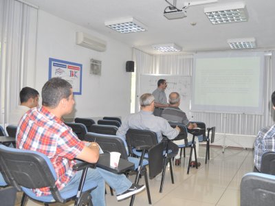 ENERJİ İLETİM HATLARINDA KORONA OLAYI VE SİSTEME ETKİLERİ EĞİTİMİ DÜZENLENDİ