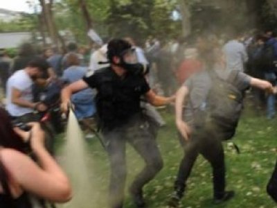 AKP ELİNİ TAKSİMDEN, GEZİ PARKINDAN, DOĞAMIZDAN VE YAŞAM ALANLARIMIZDAN ÇEK!