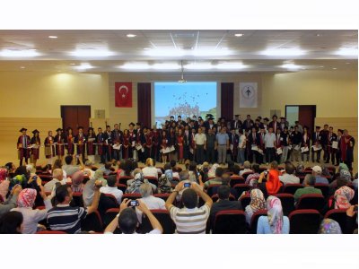 OMÜ 2012-2013 ÖĞRETİM YILI MEZUNİYET TÖRENİ YAPILDI