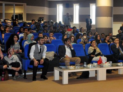 KARABÜK ÜNİVERSİTESİ` NDE MÜHENDİSLİK EĞİTİMİ VE MESLEKİ DENEYİM AKTARIMI KONULU SÖYLEŞİ PROGRAMI DÜZENLENDİ