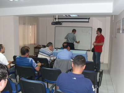 YILDIRIMDAN KORUNMA SEMİNERİ MANİSA İL TEMSİLCİLİĞİNDE GERÇEKLEŞTİRİLDİ