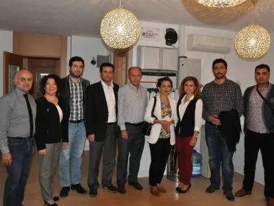 EMO ANTALYA ŞUBESİ’NDE GÜNEŞ’TEN ELEKTRİK ÜRETİMİ BAŞLADI (27.10.2014)