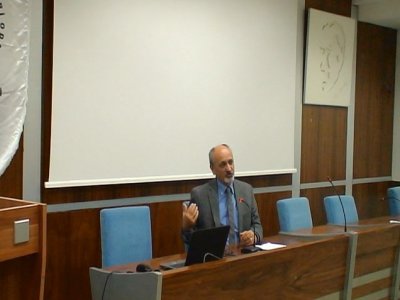 AKADEMİK YAŞAM VE MÜHENDİSLİK SEMİNERİ DÜZENLENDİ