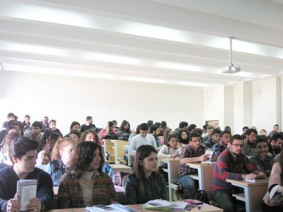 ANKARA ÜNİVERSİTESİNDE  BİTİRME PROJELERİ SERGİSİ VE İLK BİLDİRİLER KONFERANSI  SUNUMU YAPILDI