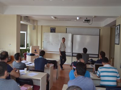 MİSEM KAPSAMINDA ELEKTRİK TESİSLERİNDE TOPRAKLAMALAR EĞİTİMİ YAPILDI