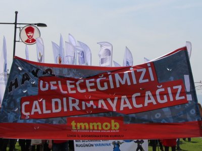 ON BİNLER 1 MAYIS`TA GÜNDOĞDU MEYDANINDA BULUŞTU