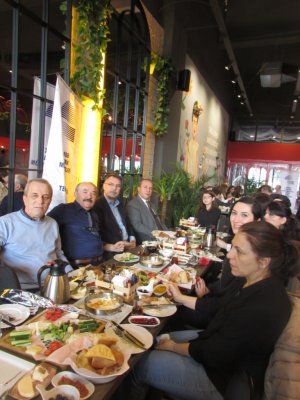 UŞAK TEMSİLCİLİĞİ ÜYE KAHVALTISI VE EĞİLİM YOKLAMASI DÜZENLENDİ