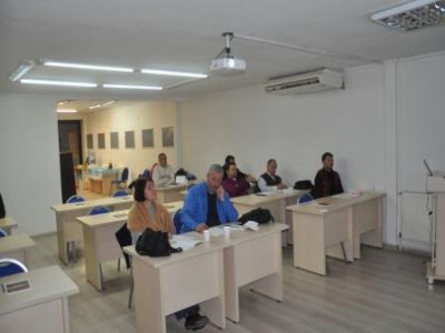 29 KASIM 2018, PERŞEMBE GÜNÜ EMO KOCAELİ ŞUBESİ HASAN BALIKÇI EĞİTİM SALONUNDA ELEKTRİK ARK HATASI VE ALÇAK GERİLİM TESİSATLARINDA YANGINDAN KORUNMA SEMİNERİ DÜZENLENDİ