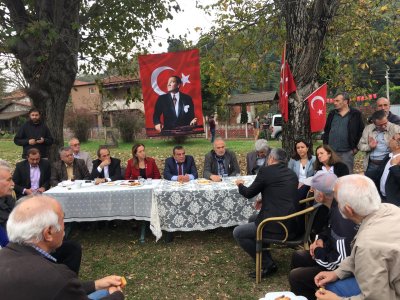 SAPANCA KIRKPINARDAKİ TELEFERİK PROJESİNE KARŞI PROTESTOLARINA DEVAM EDEN VATANDAŞLARA DESTEK