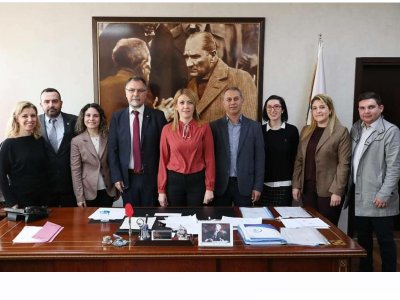YÖNETİM KURULUMUZ MERKEZEFENDİ BELEDİYE BAŞKANI ŞENİZ DOĞANI ZİYARET ETTİ