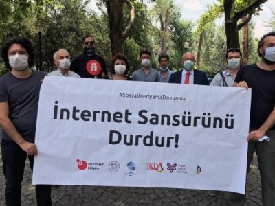 SOSYAL MEDYAMA DOKUNMA