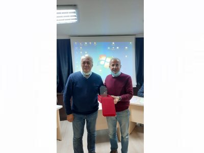 SMM ÜYEMİZ AHMET ÖZDEMİR`E PLAKET!