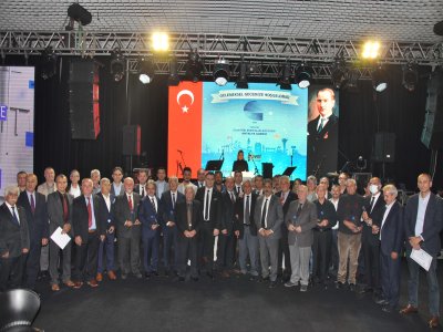 EMO ANTALYA ŞUBESİ ÜYELERİ GELENEKSEL GECEDE BULUŞTU
