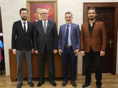 YÖNETİM KURULUMUZ ODUNPAZARI BELEDİYE BAŞKANI KAZIM KURT`U ZİYARET ETTİ
