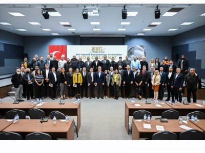 MERSİN BÜYÜKŞEHİR BELEDİYE BAŞKANI SN. VAHAP SEÇER, `KENTE SÖZÜMÜZ VAR` ETKİNLİĞİ ADI ALTINDA MERSİNDE BULUNAN MESLEK ODALARININ BAŞKAN VE YÖNETİCİLERİ İLE BİR ARAYA GELDİ