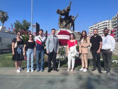 19 MAYIS ATATÜRK`Ü ANMA, GENÇLİK VE SPOR BAYRAMI ÇELENK SUNMA TÖRENİNE KATILIM SAĞLANDI