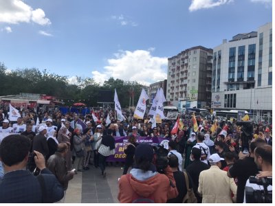 1 MAYISTA ALANDAYIZ..