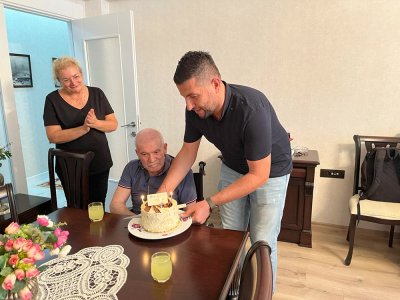ÜYEMİZE GEÇMİŞ OLSUN ZİYARETİNDE BULUNDUK