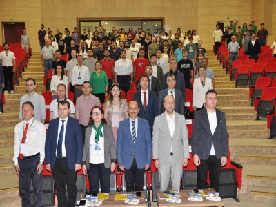 AKDENİZDE YEŞİL ENERJİ SİSTEMLERİ VE ENTEGRE TEKNOLOJİLER KONULU PANEL DÜZENLENDİ