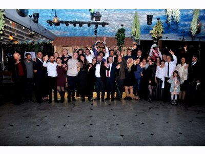 MESLEKTE ONUR YILI PLAKET TÖRENİ VE GELENEKSEL YIL SONU YEMEĞİ DÜZENLENDİ