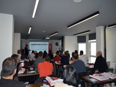 ARKEN JENERATÖR FİRMASI İLE JENERATÖR SEÇİMİ VE SENKRON SİSTEMLER SEMİNERİ YAPILDI