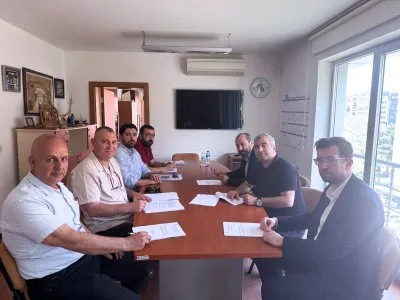 EMO ILE TEZ-KOOP-IS ARASINDA TOPLU IS SOZLESMESI IMZALANDI
